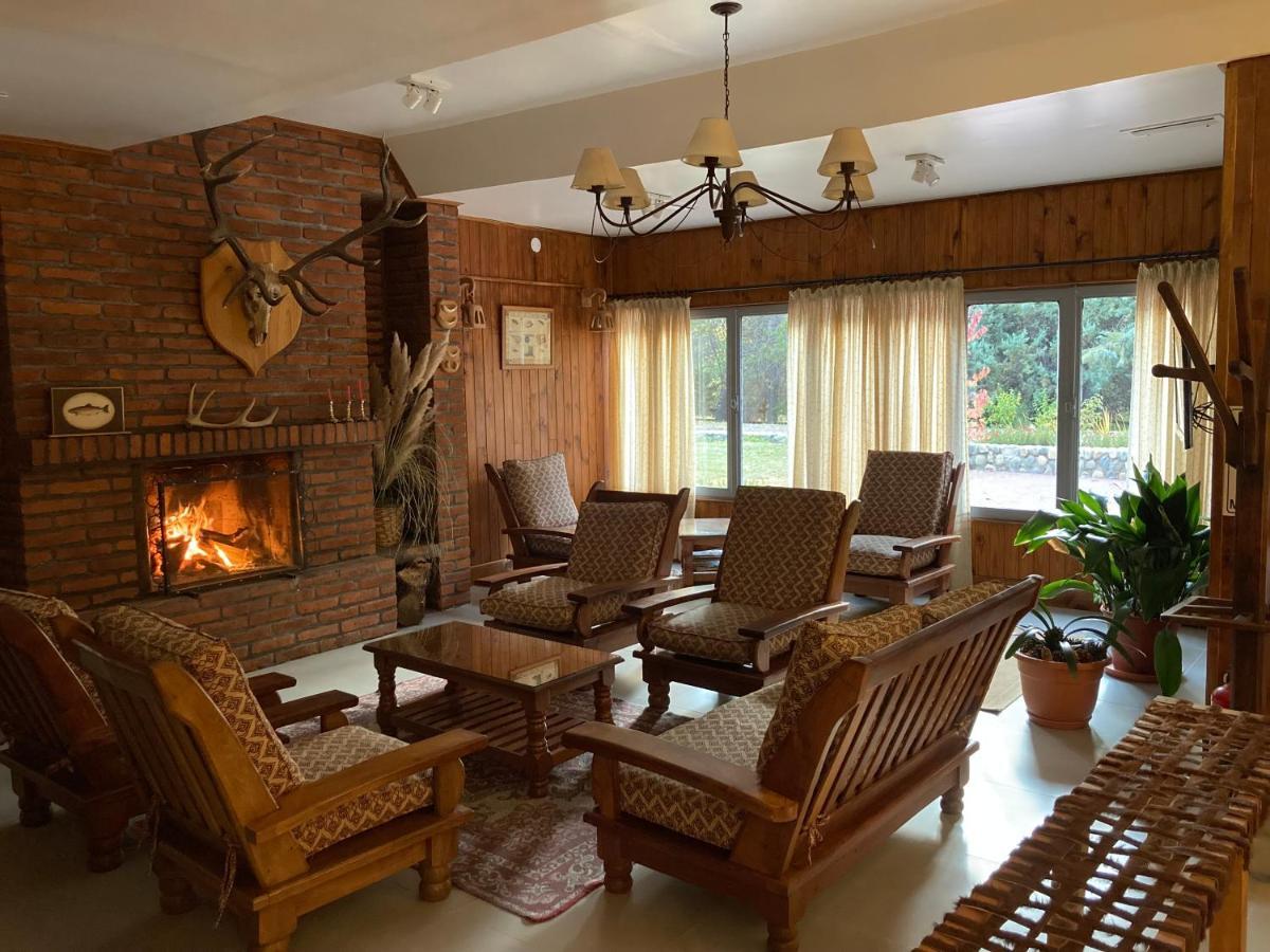 Estancia Quillen Lodge - Hosteria Aluminé Dış mekan fotoğraf